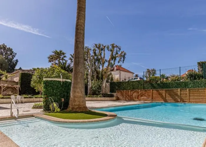 Tamanaco Beach 1Bdr Apartment With Balcony Sea View And Pool